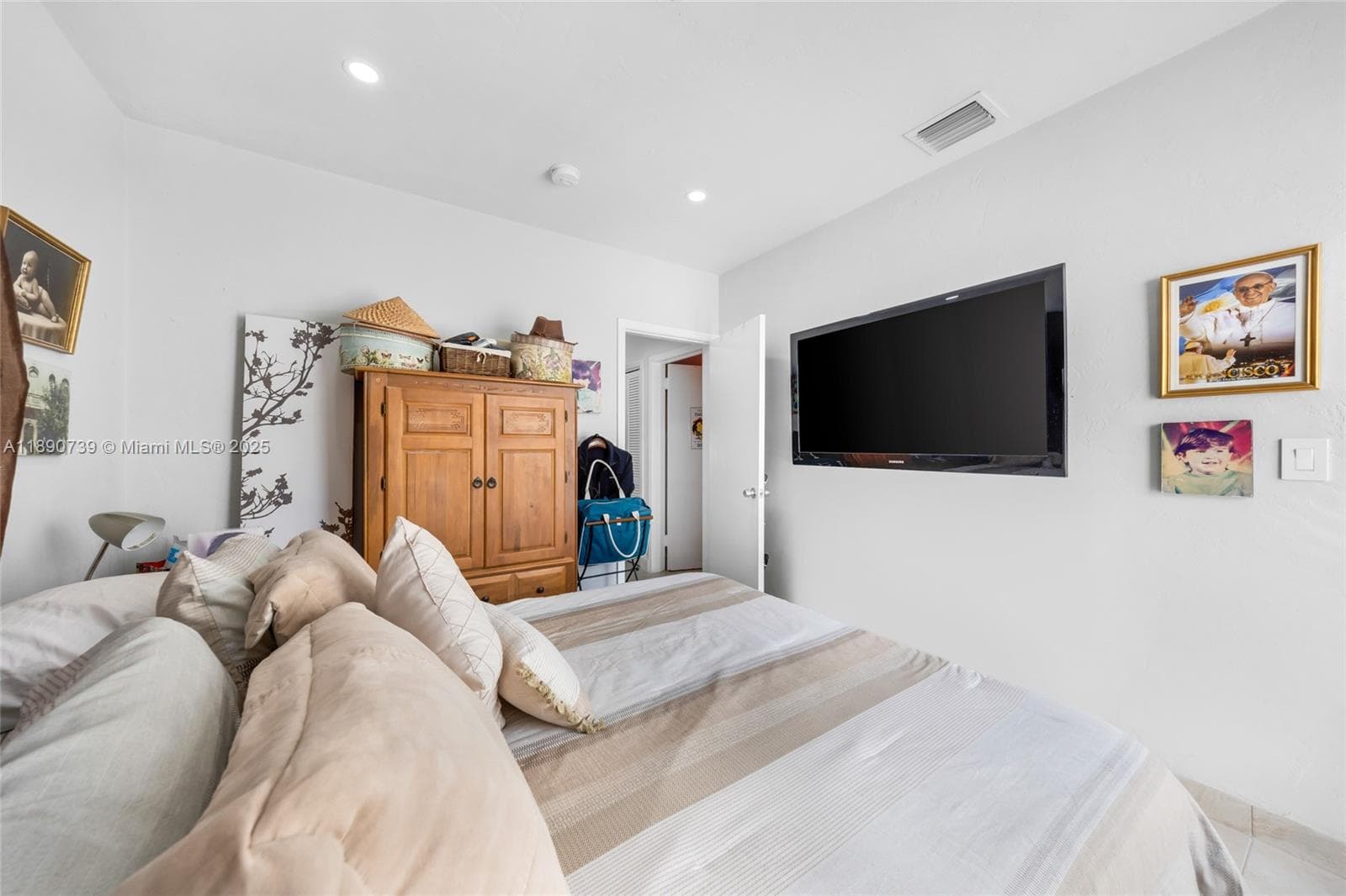 1980 NE 173rd St, North Miami Beach FL 33162 — 21