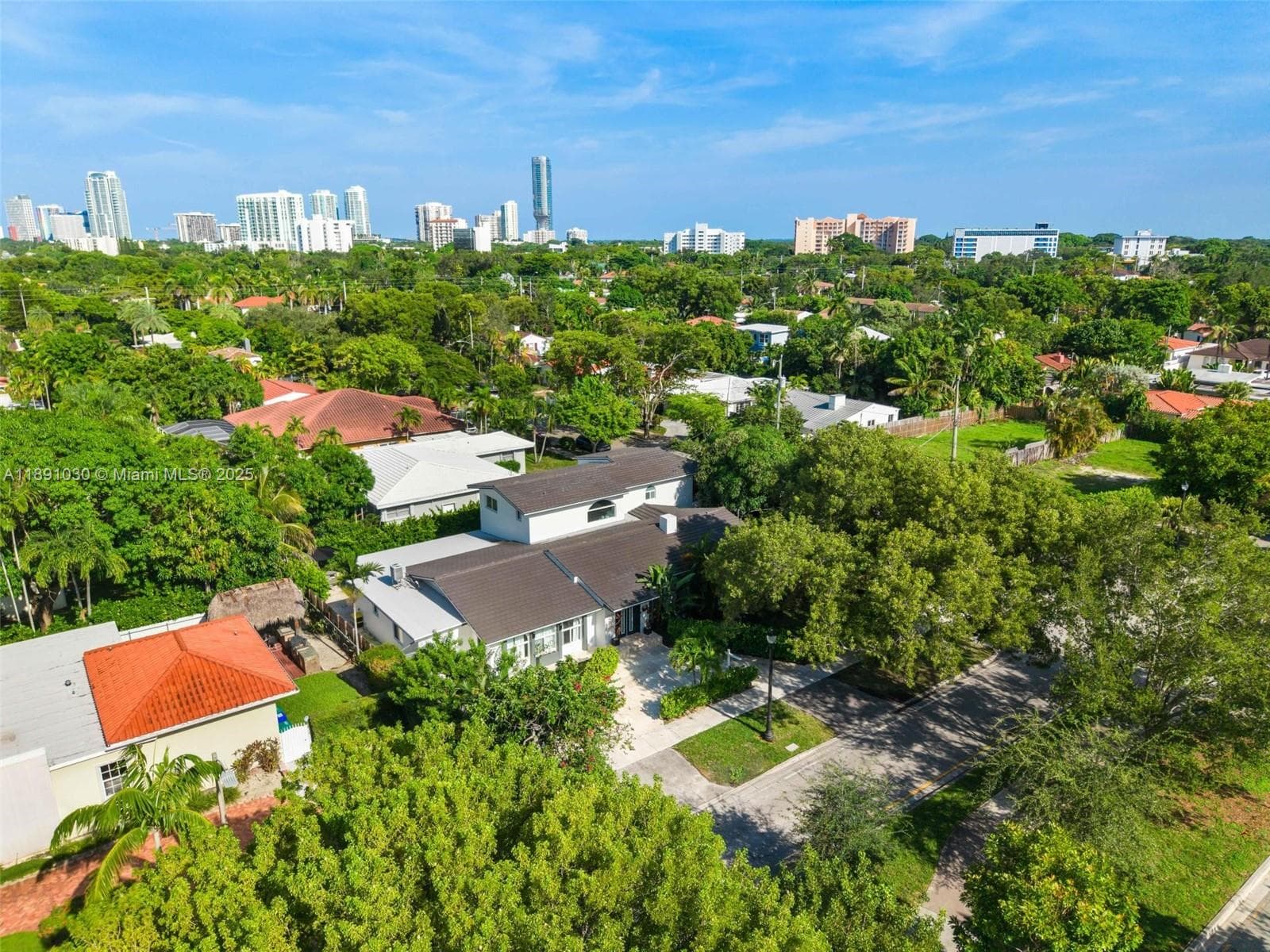 1651 SW 13th Ave, Miami FL 33145 — 90