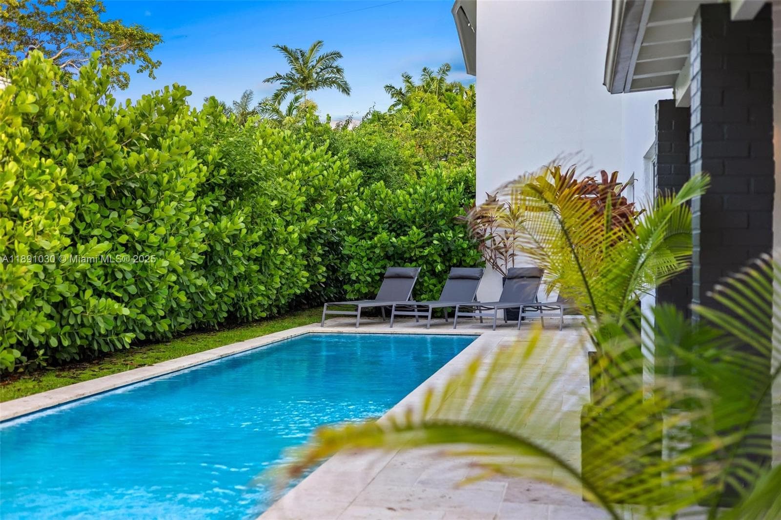 1651 SW 13th Ave, Miami FL 33145 — 74
