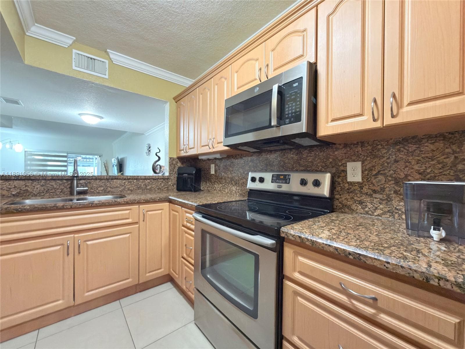 1195 NW 124th Ave # 2202, Miami FL 33182 — 6