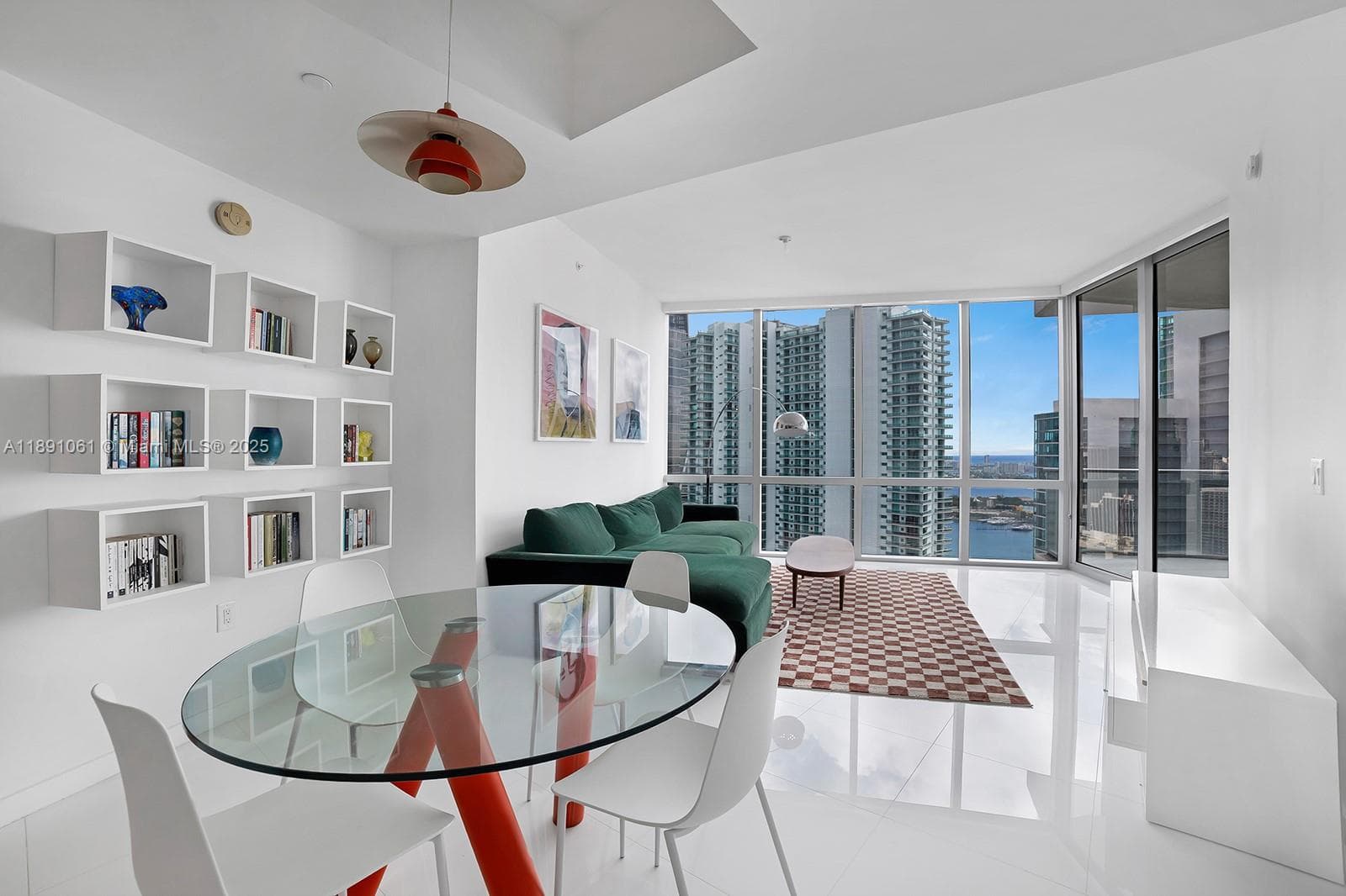 851 NE 1st Ave # 4403, Miami FL 33132 — 3