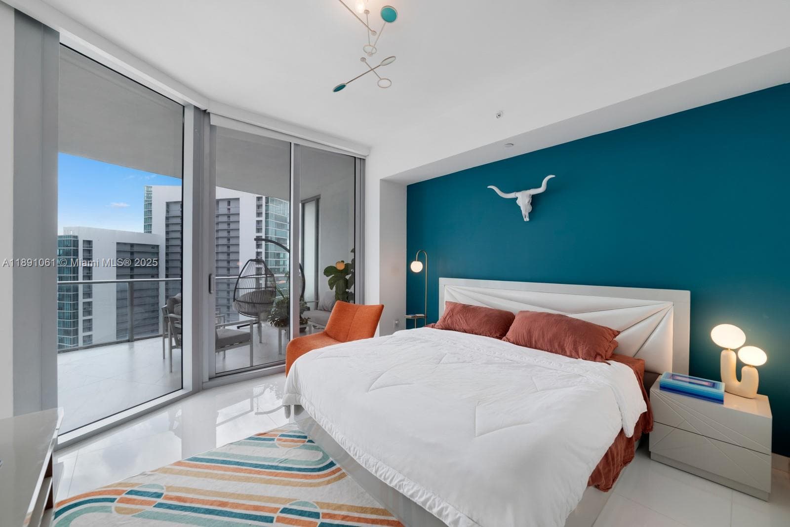 851 NE 1st Ave # 4403, Miami FL 33132 — 8