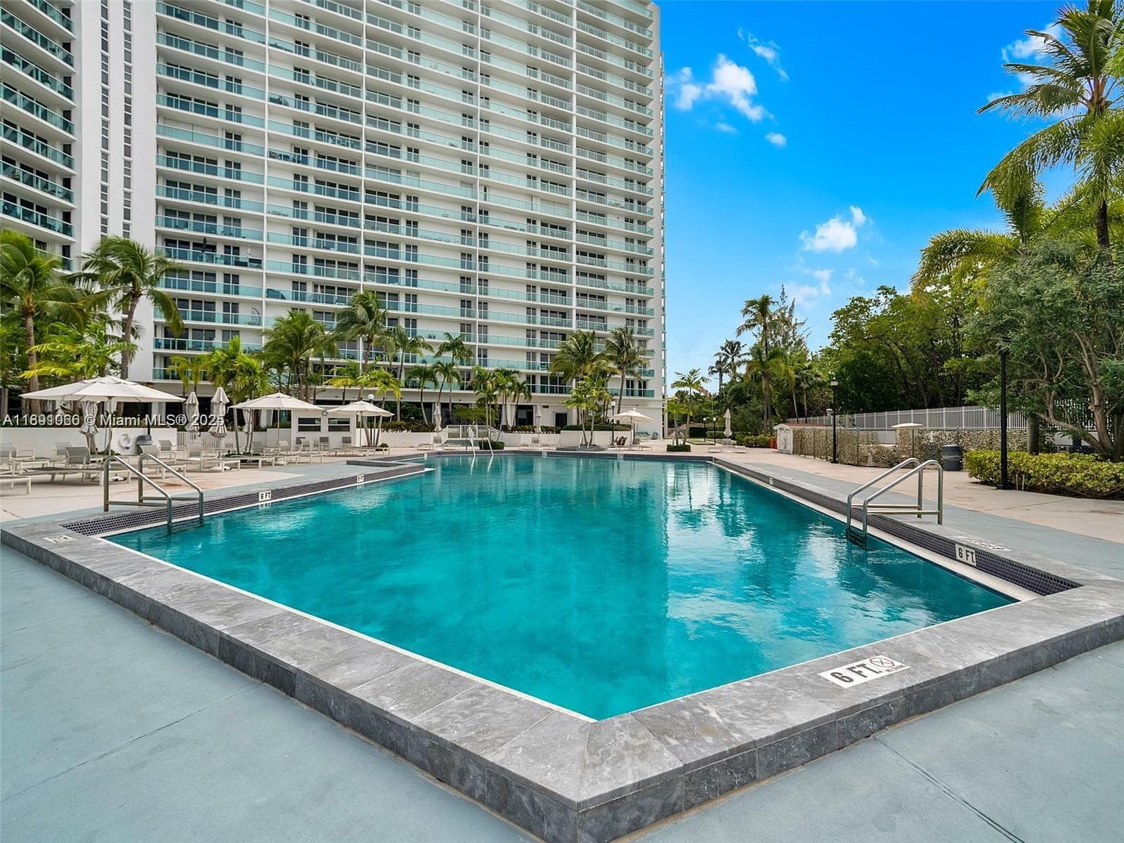 100 Bayview Dr, Sunny Isles Beach FL 33160 — 29