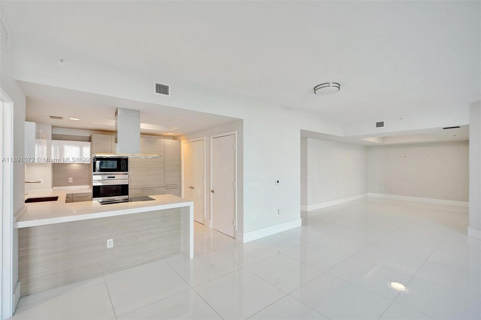 17301 Biscayne Blvd # 708, North Miami Beach FL 33160 — 6