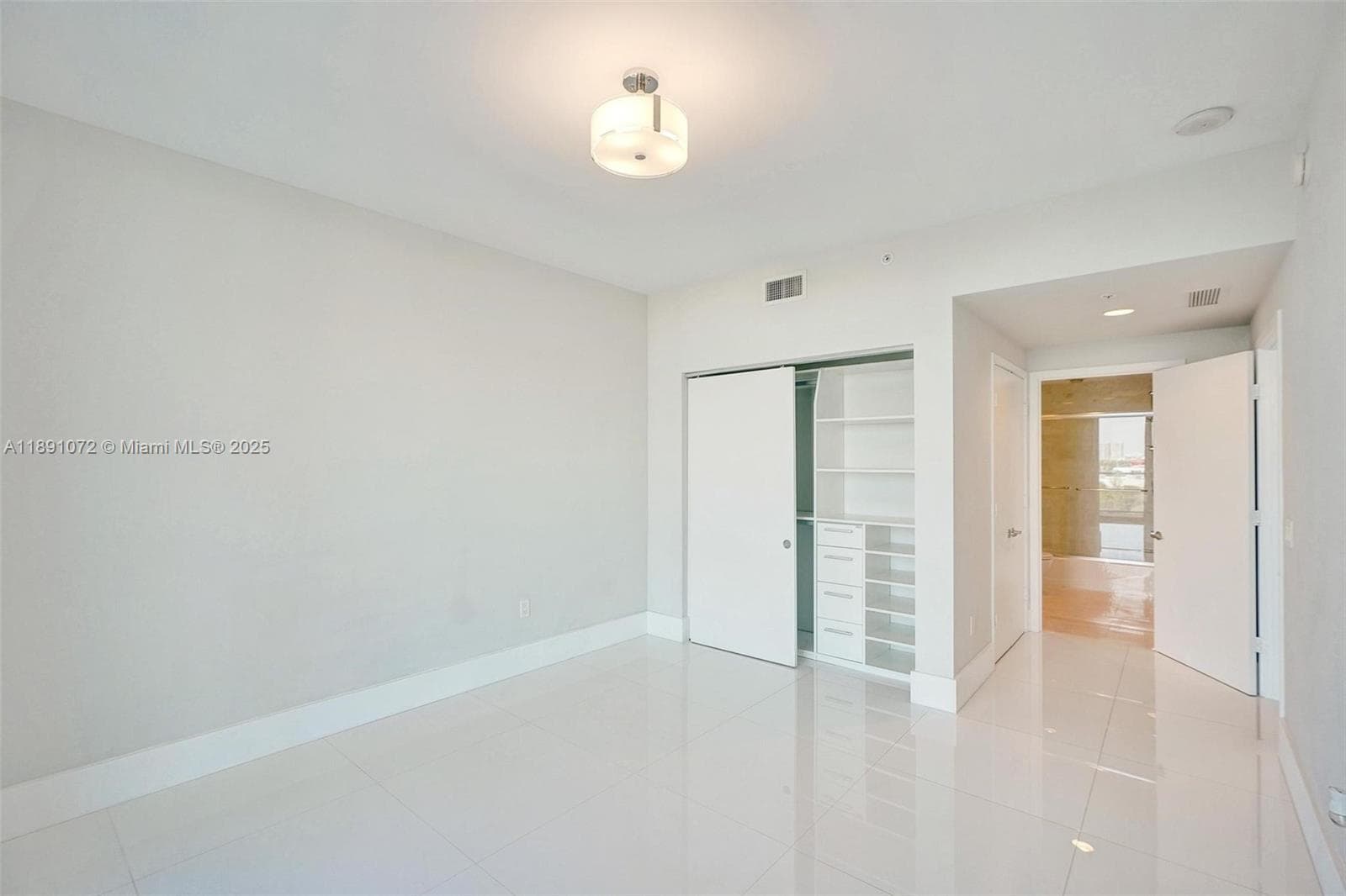 17301 Biscayne Blvd # 708, North Miami Beach FL 33160 — 19