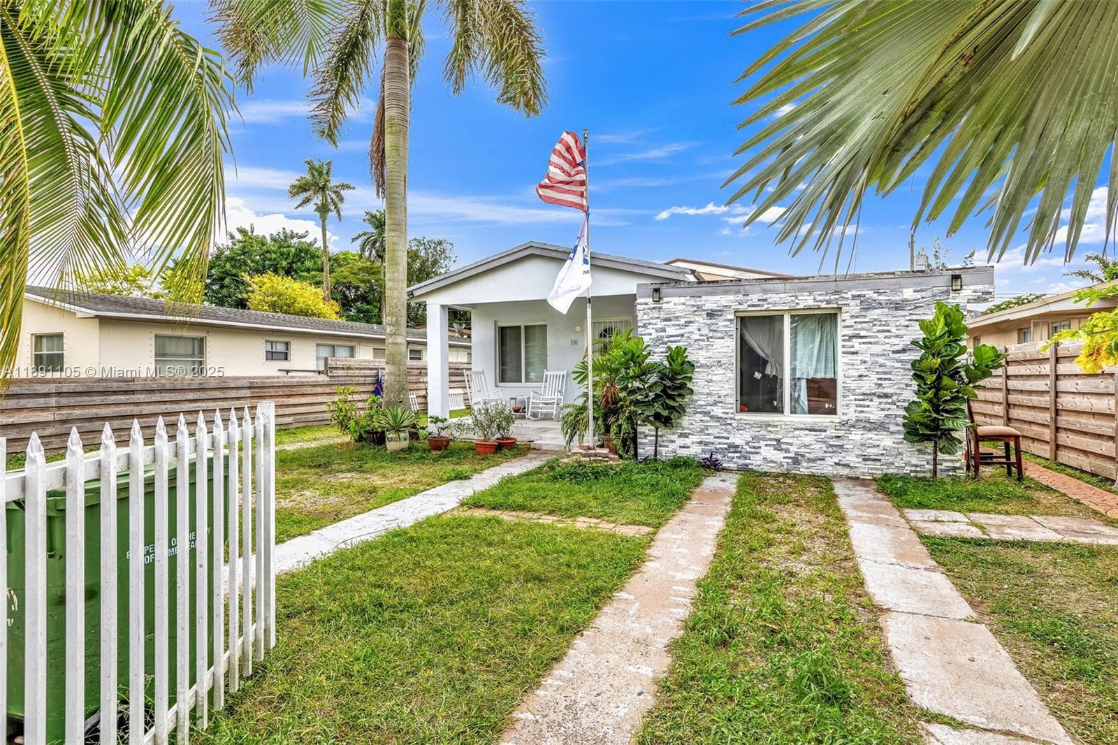 110 NE 9th Ct, Homestead FL 33030 — 3