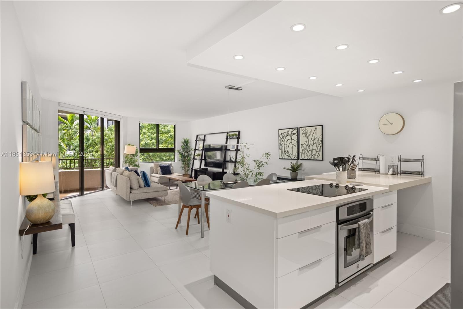101 Crandon Blvd # 379, Key Biscayne FL 33149 — 1