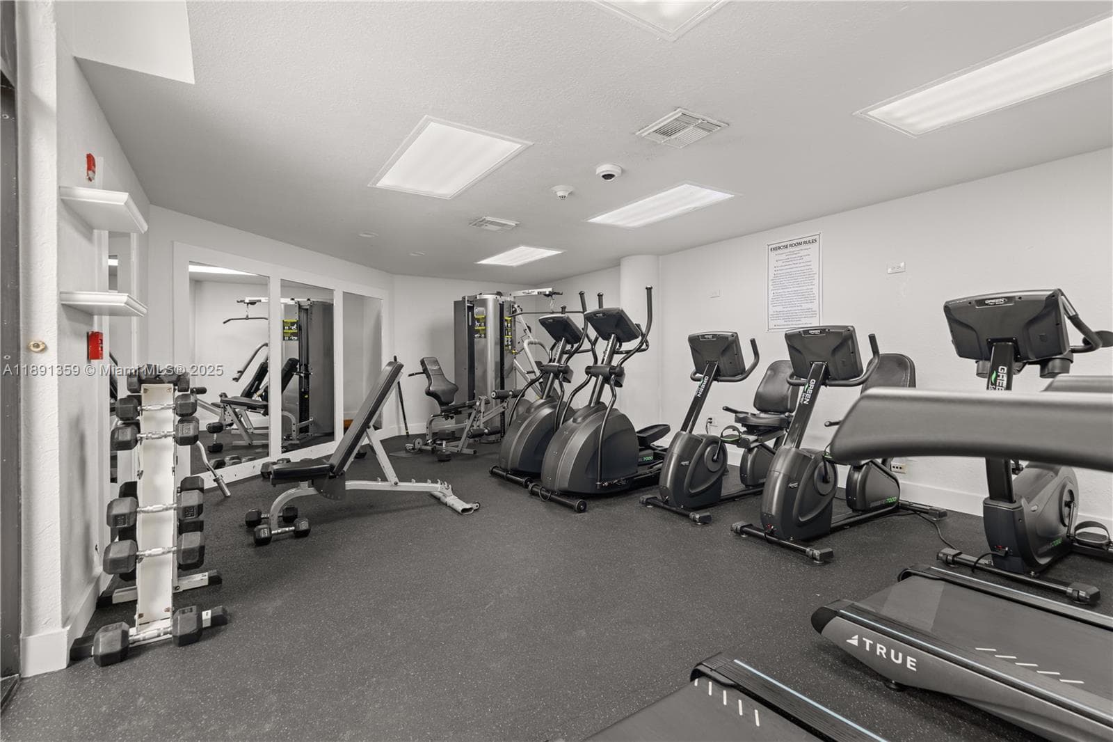 101 Crandon Blvd # 379, Key Biscayne FL 33149 — 30