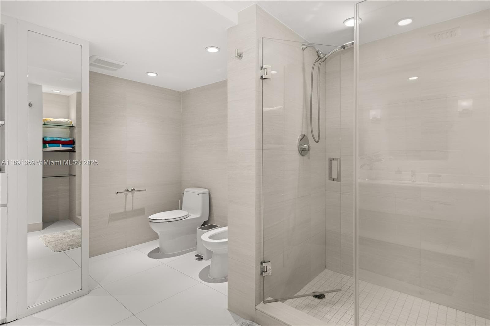 101 Crandon Blvd # 379, Key Biscayne FL 33149 — 11