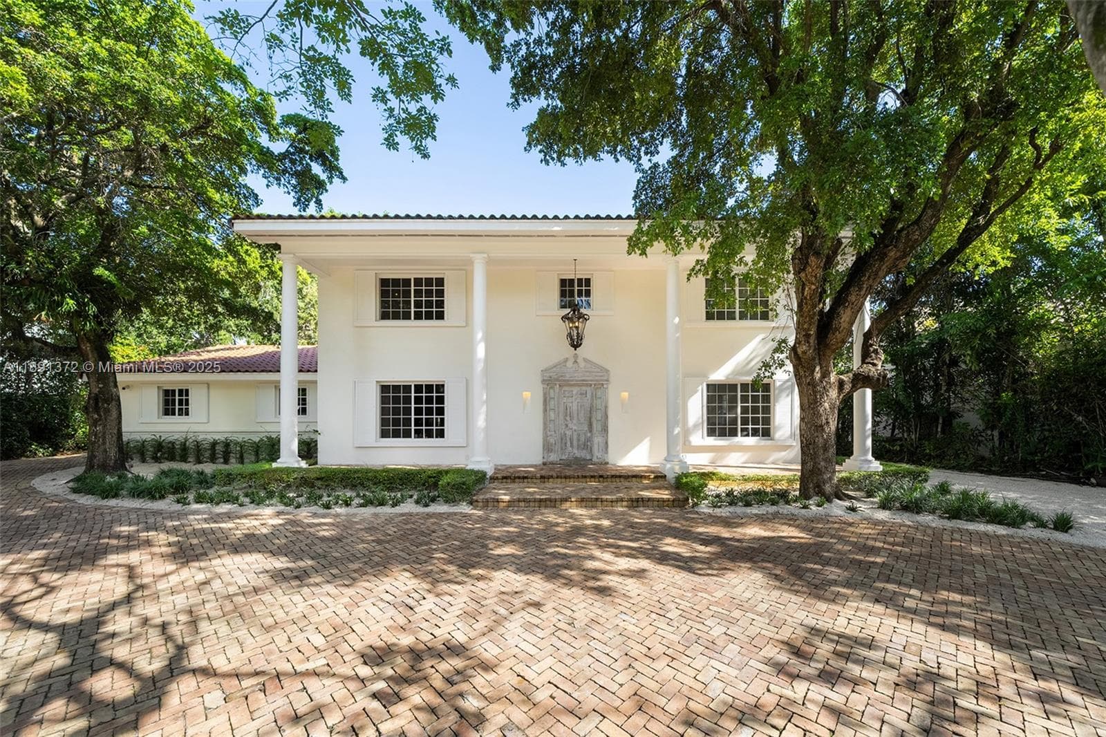 575 Bay Point Rd, Miami FL 33137 — 7