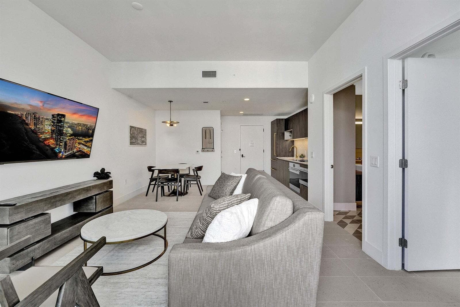 159 NE 6th Street # 4813, Miami FL 33132 — 7