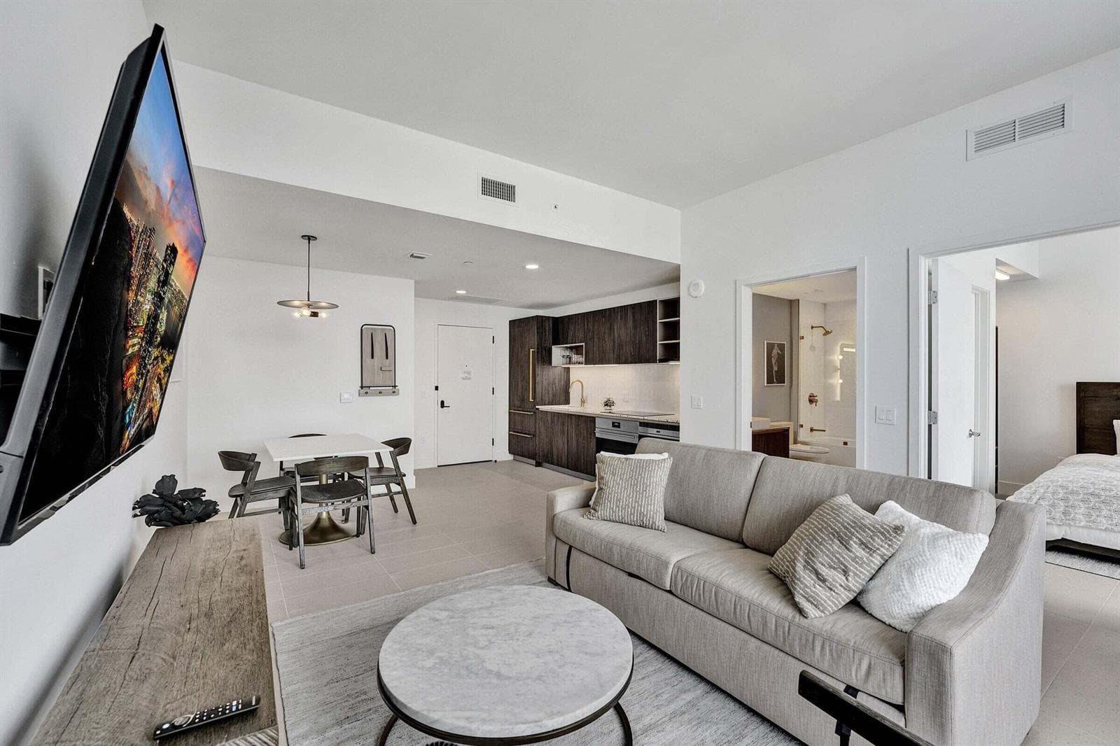 159 NE 6th Street # 4813, Miami FL 33132 — 5