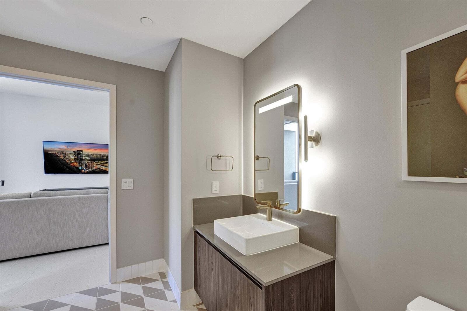 159 NE 6th Street # 4813, Miami FL 33132 — 9