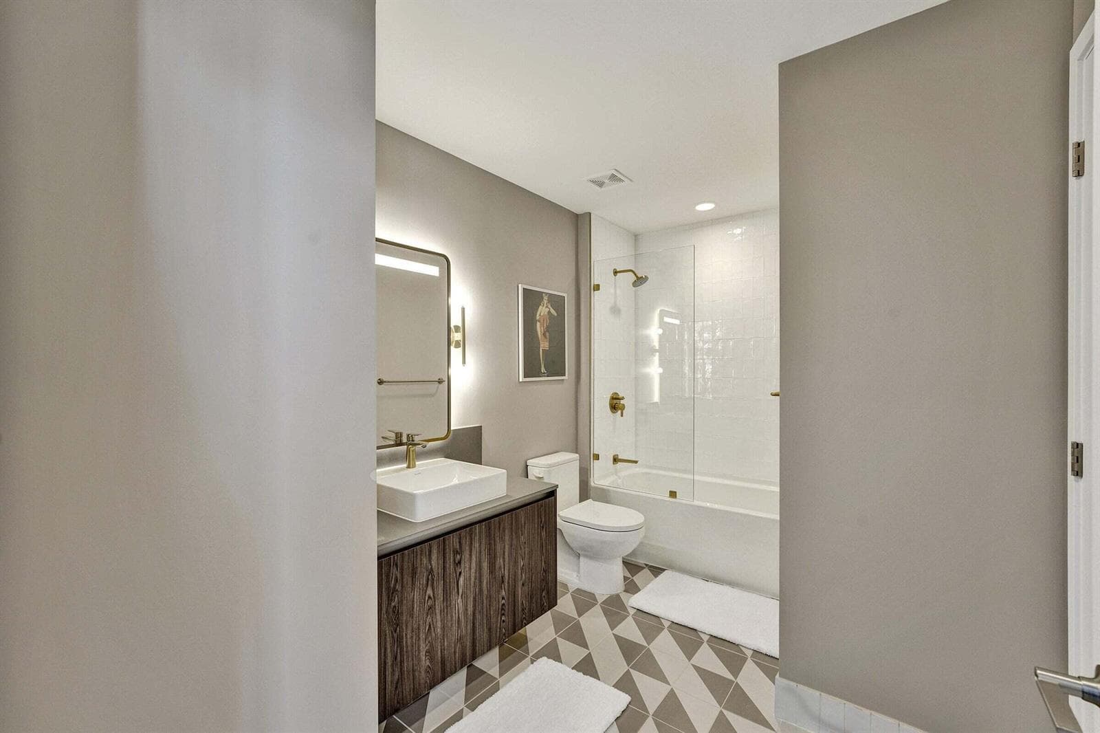159 NE 6th Street # 4813, Miami FL 33132 — 8