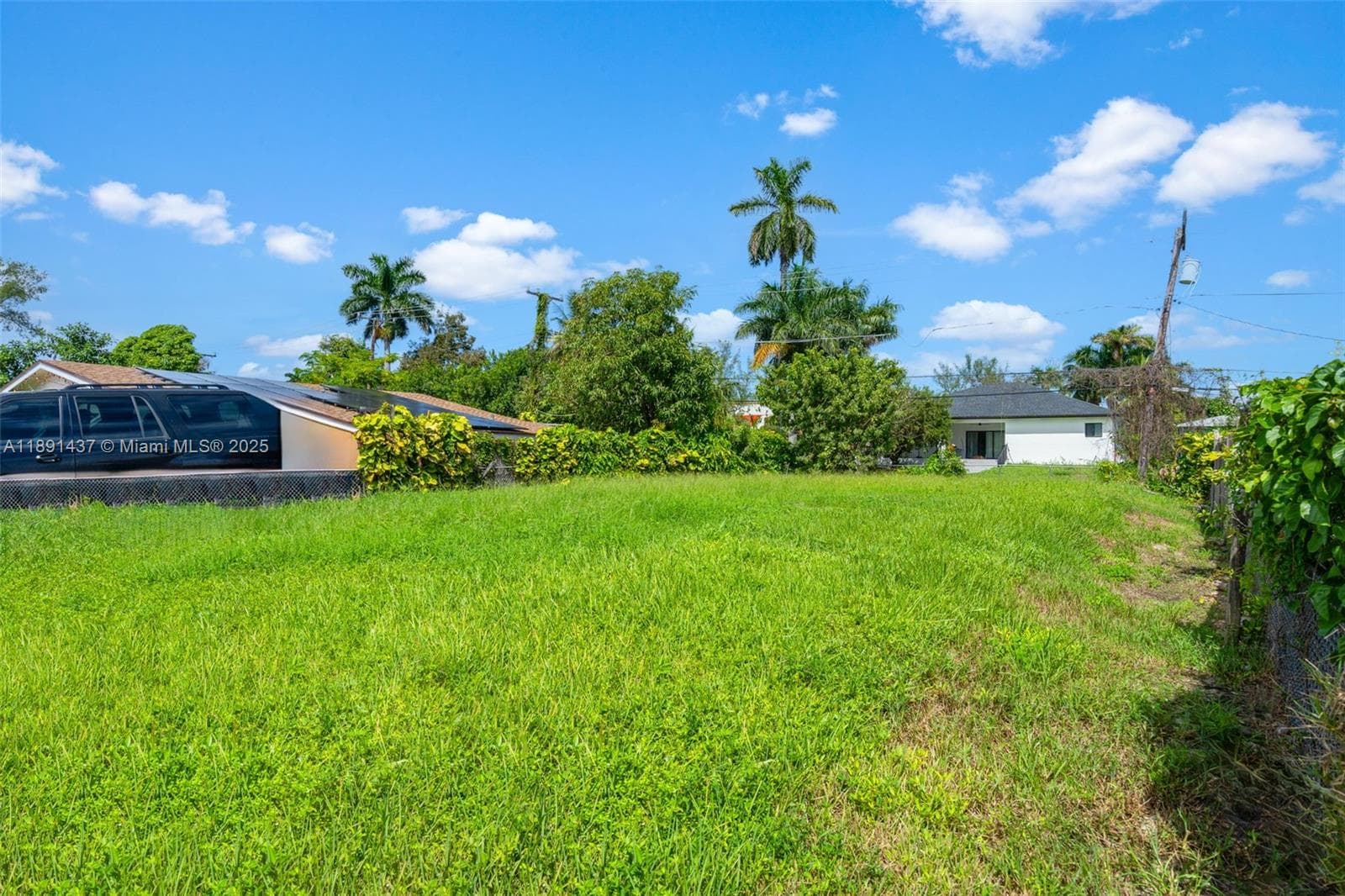 1453 NE 117th St, Miami FL 33161 — 2