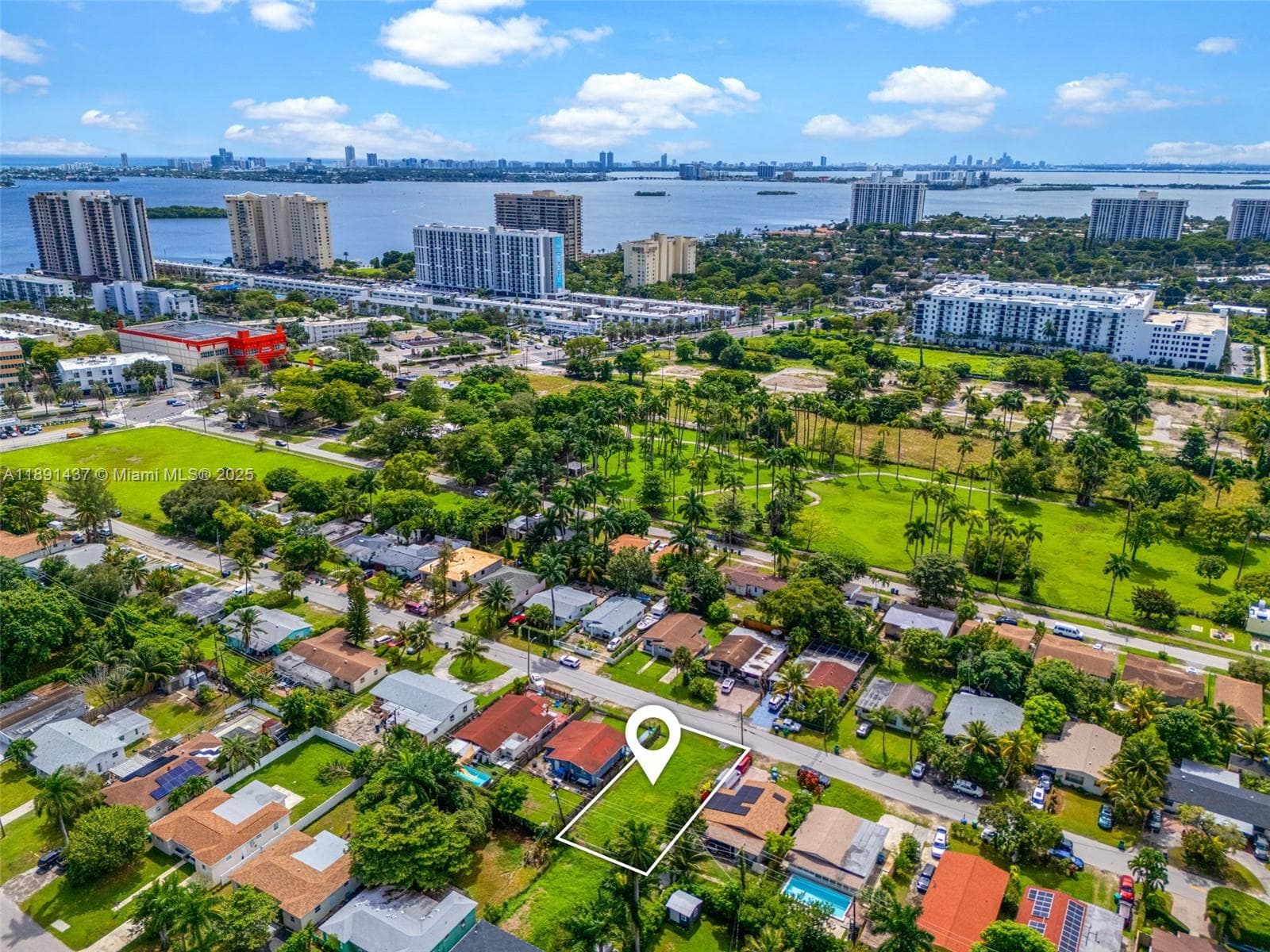 1453 NE 117th St, Miami FL 33161 — 12