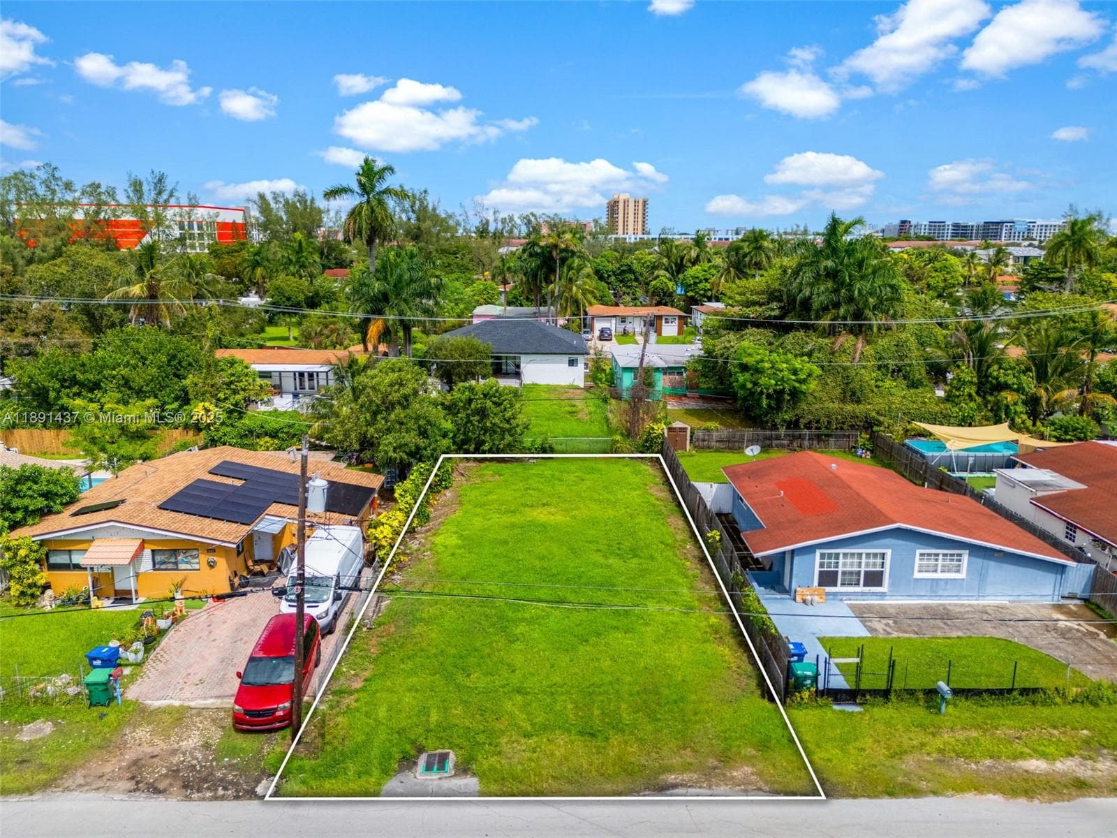 1453 NE 117th St, Miami FL 33161 — 3