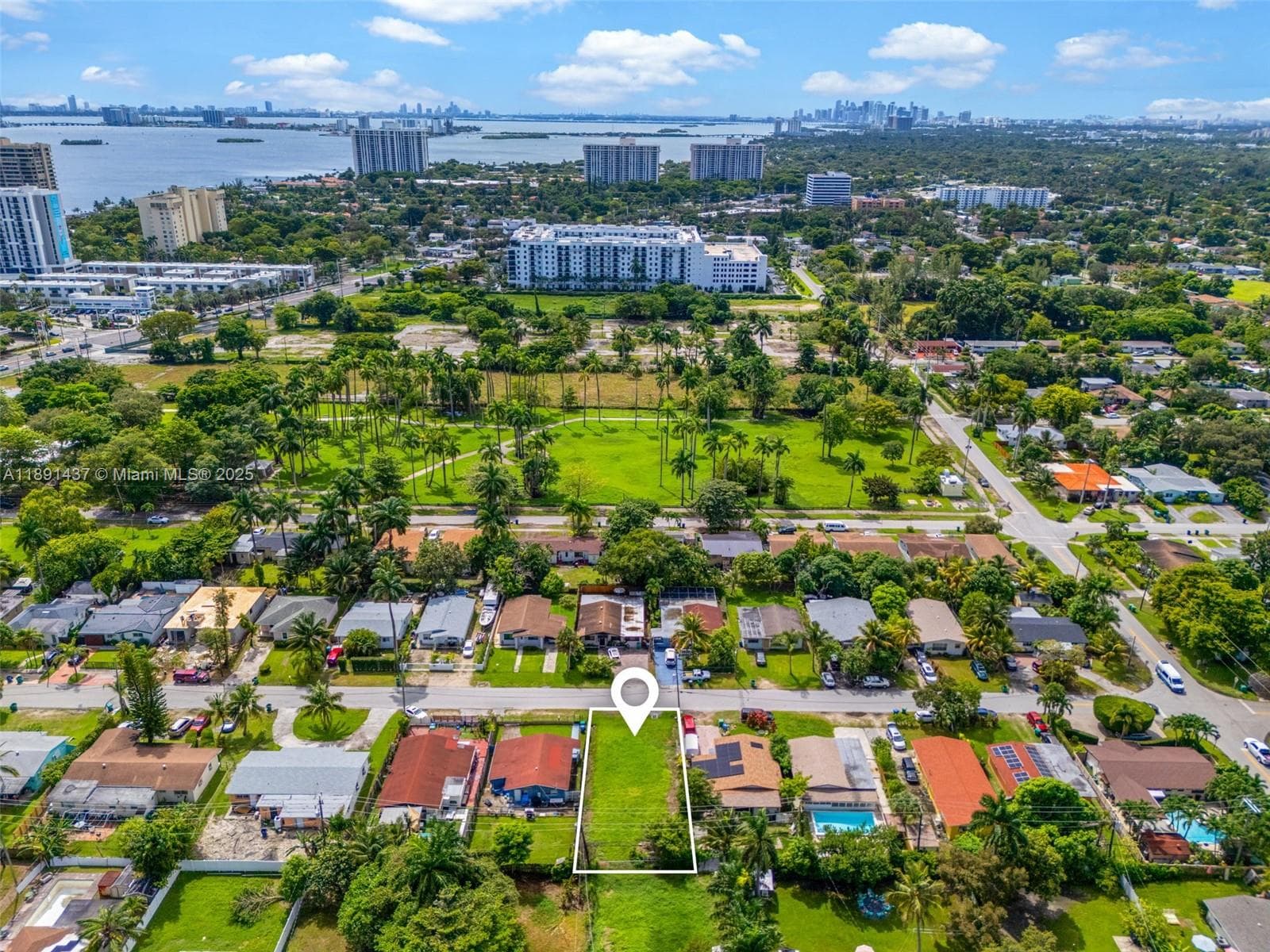 1453 NE 117th St, Miami FL 33161 — 11