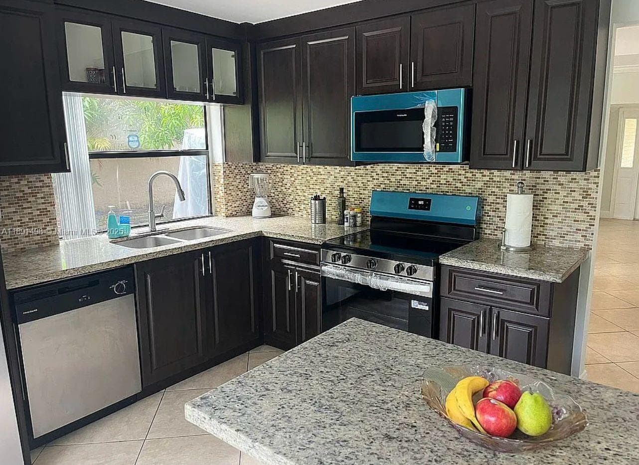 13352 SW 108th St Cir, Miami FL 33186 — 33
