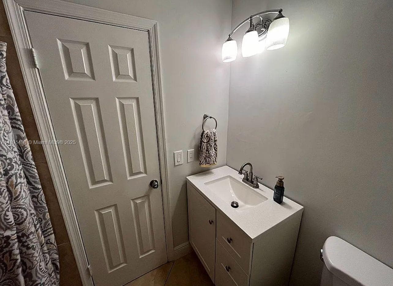 13352 SW 108th St Cir, Miami FL 33186 — 25
