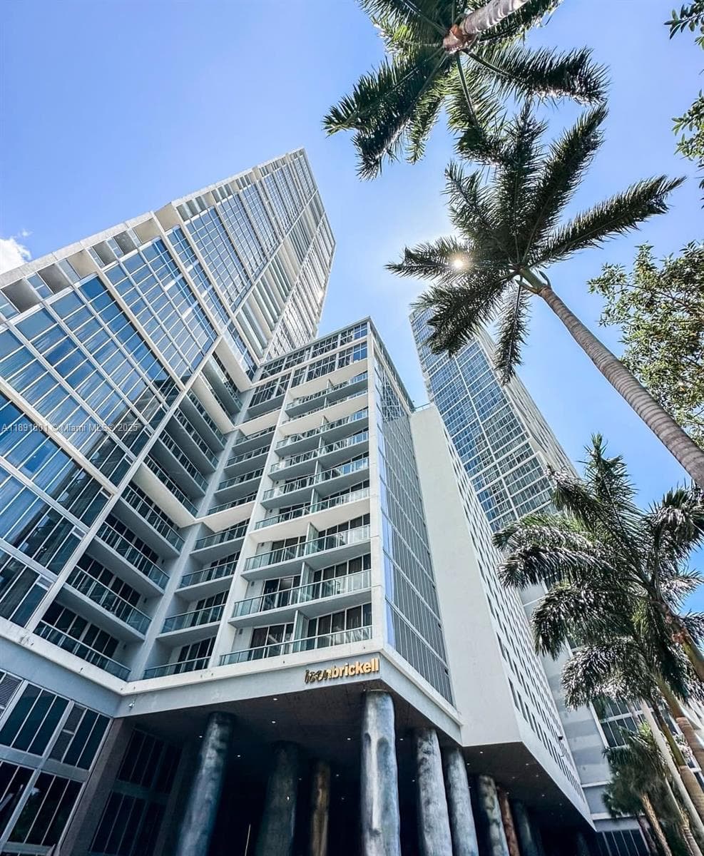 495 Brickell Ave # 3706, Miami FL 33131 — 6