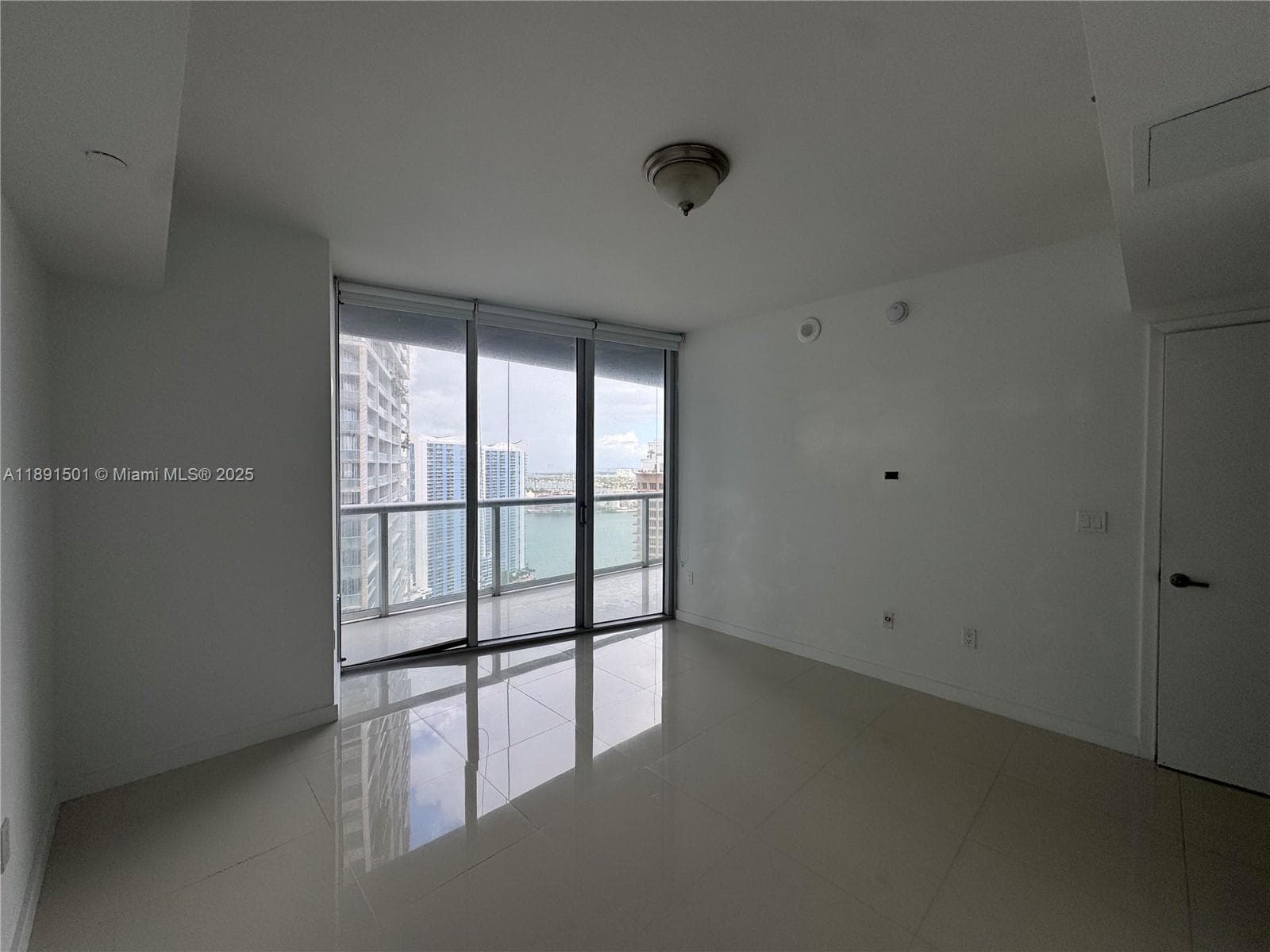 495 Brickell Ave # 3706, Miami FL 33131 — 42