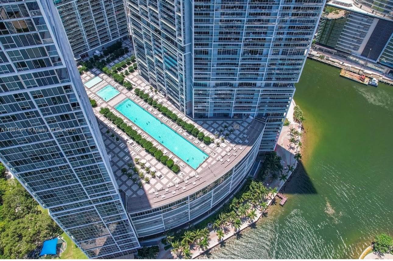 495 Brickell Ave # 3706, Miami FL 33131 — 13