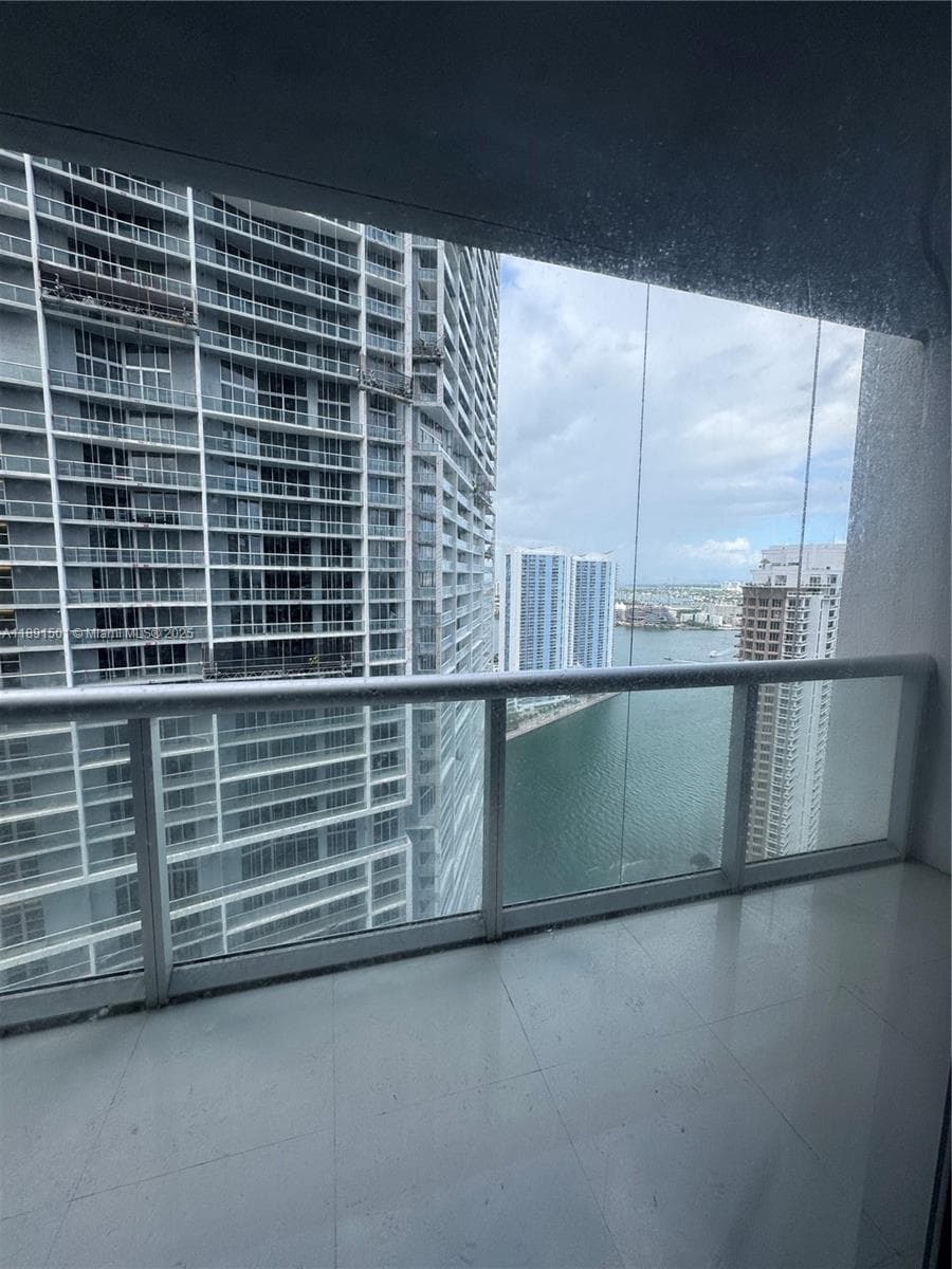 495 Brickell Ave # 3706, Miami FL 33131 — 47