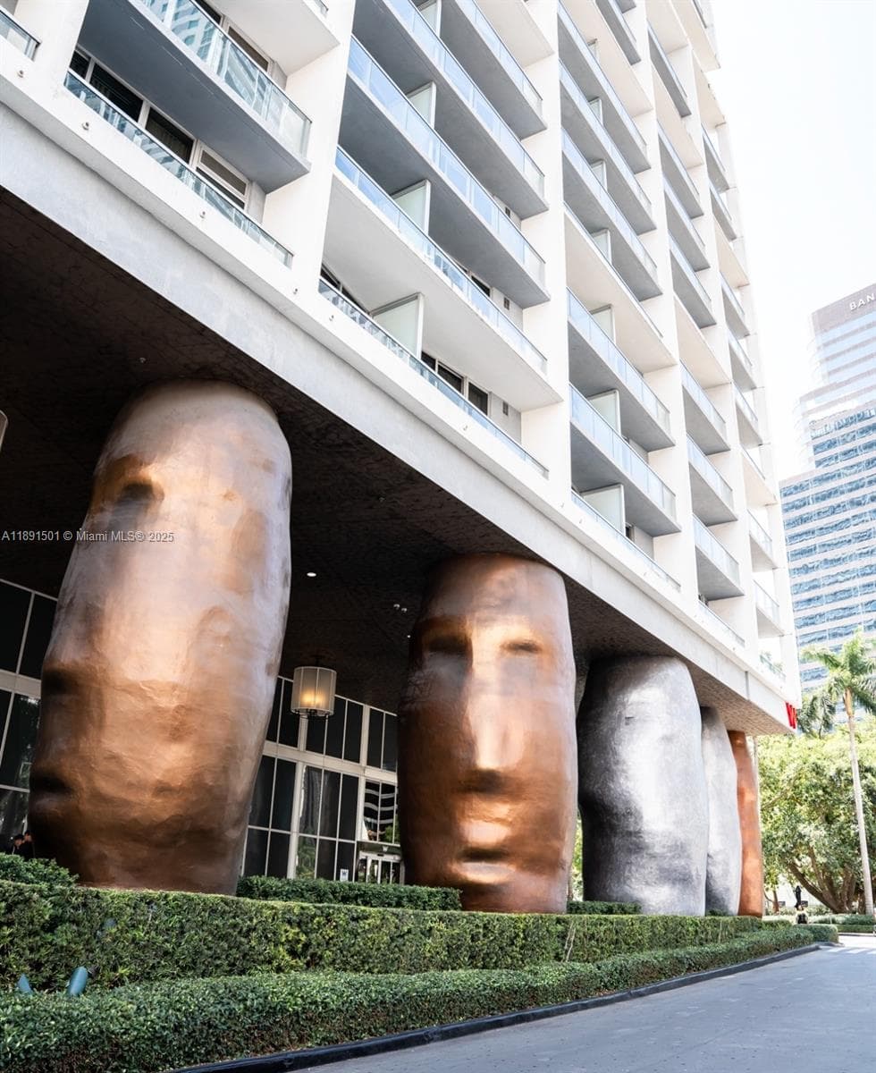 495 Brickell Ave # 3706, Miami FL 33131 — 7