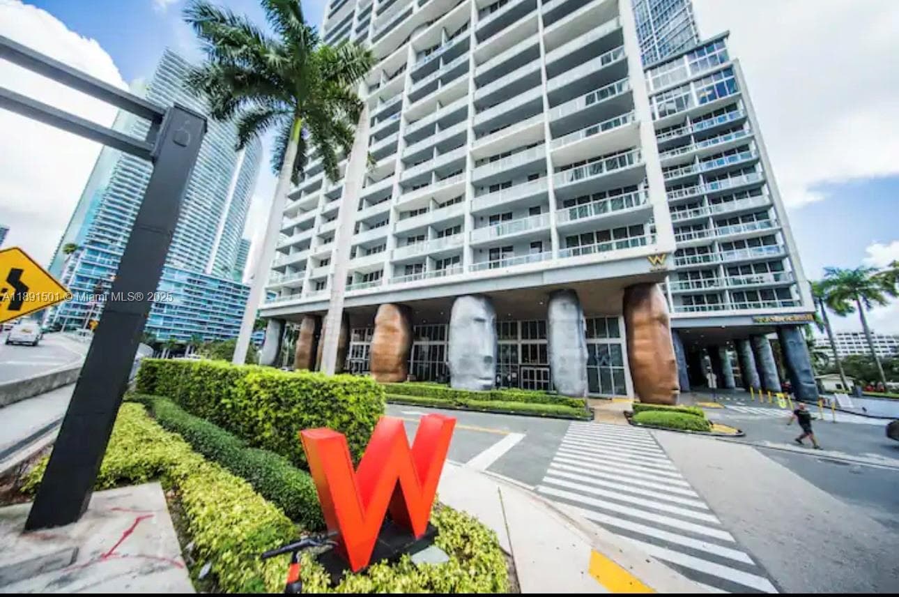 495 Brickell Ave # 3706, Miami FL 33131 — 5