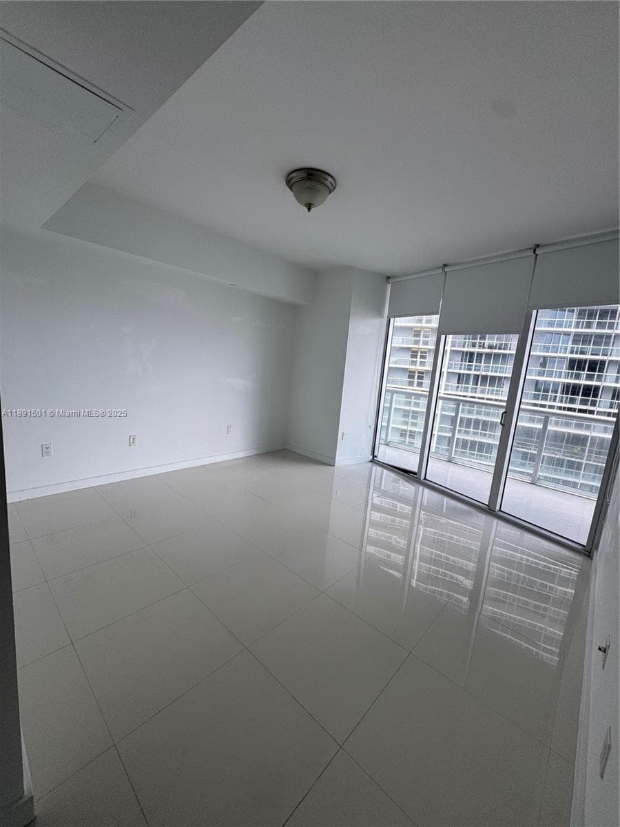 495 Brickell Ave # 3706, Miami FL 33131 — 41