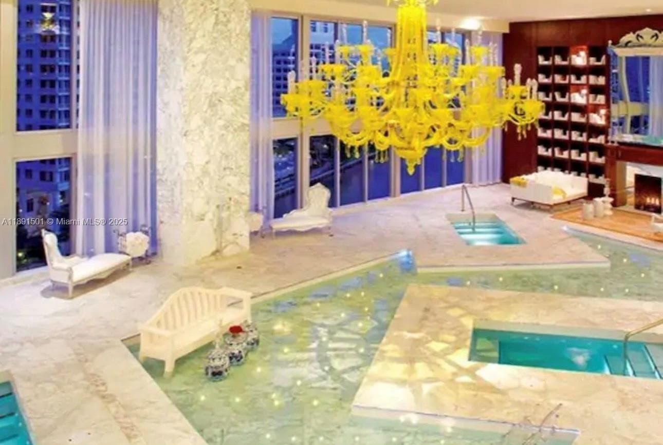 495 Brickell Ave # 3706, Miami FL 33131 — 19