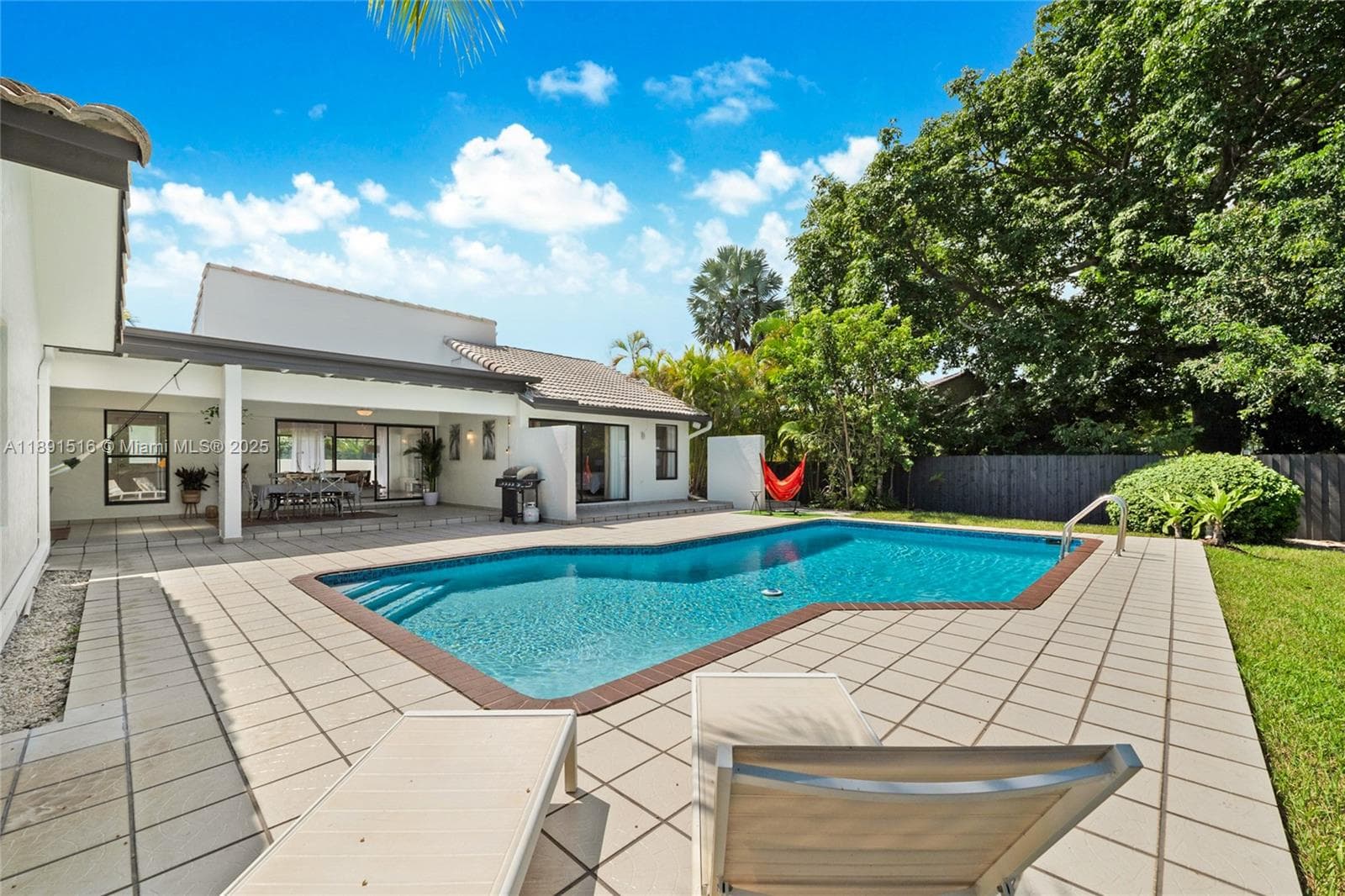 8345 SW 168th Ter, Palmetto Bay FL 33157 — 26