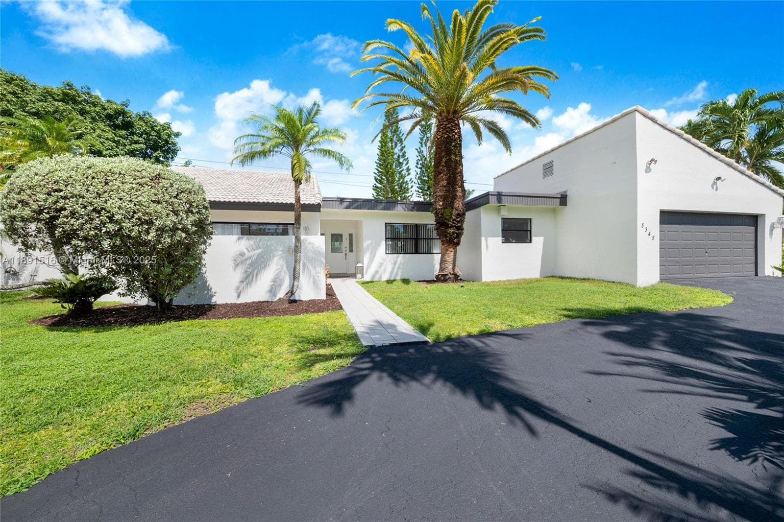 8345 SW 168th Ter, Palmetto Bay FL 33157 — 3