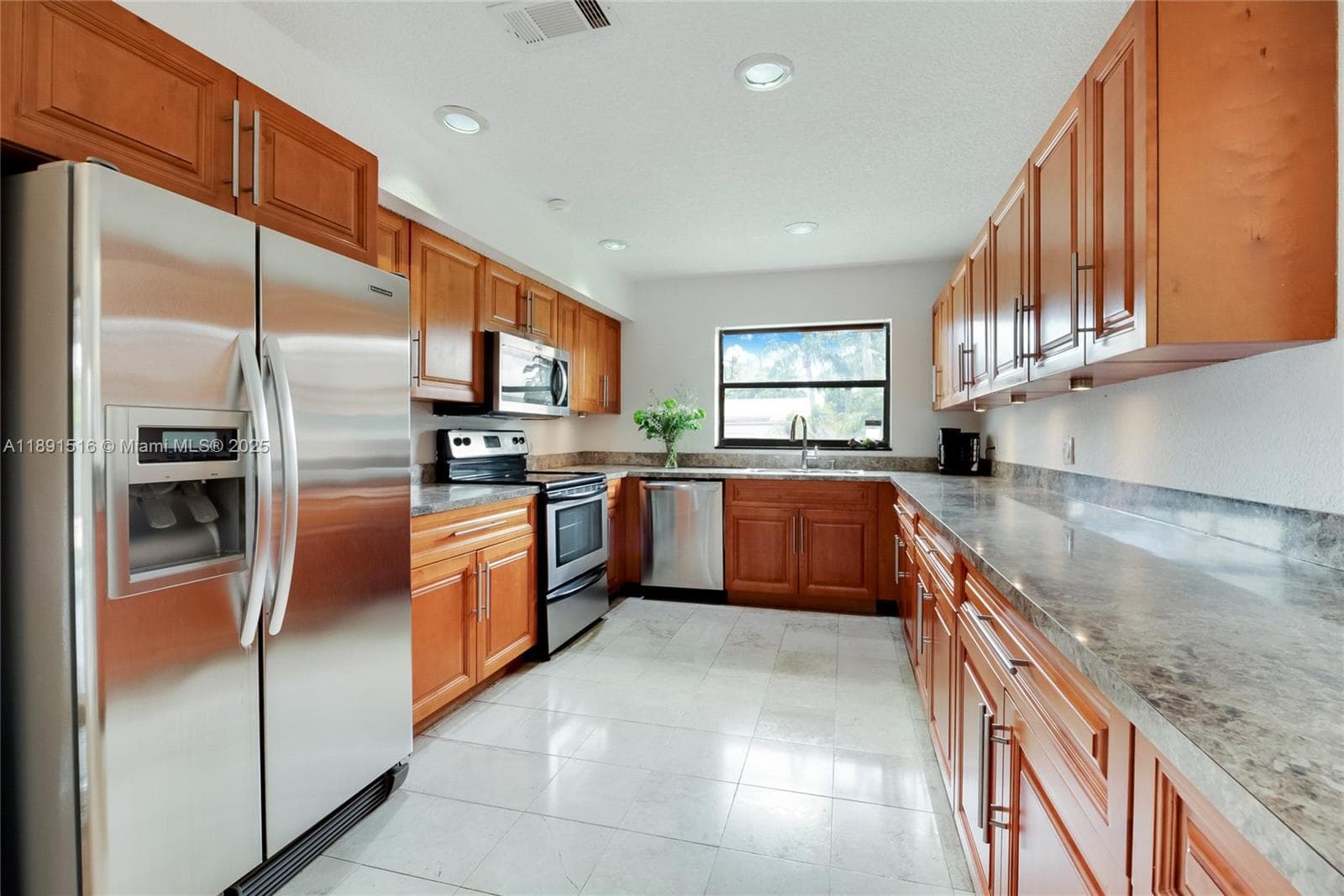 8345 SW 168th Ter, Palmetto Bay FL 33157 — 9