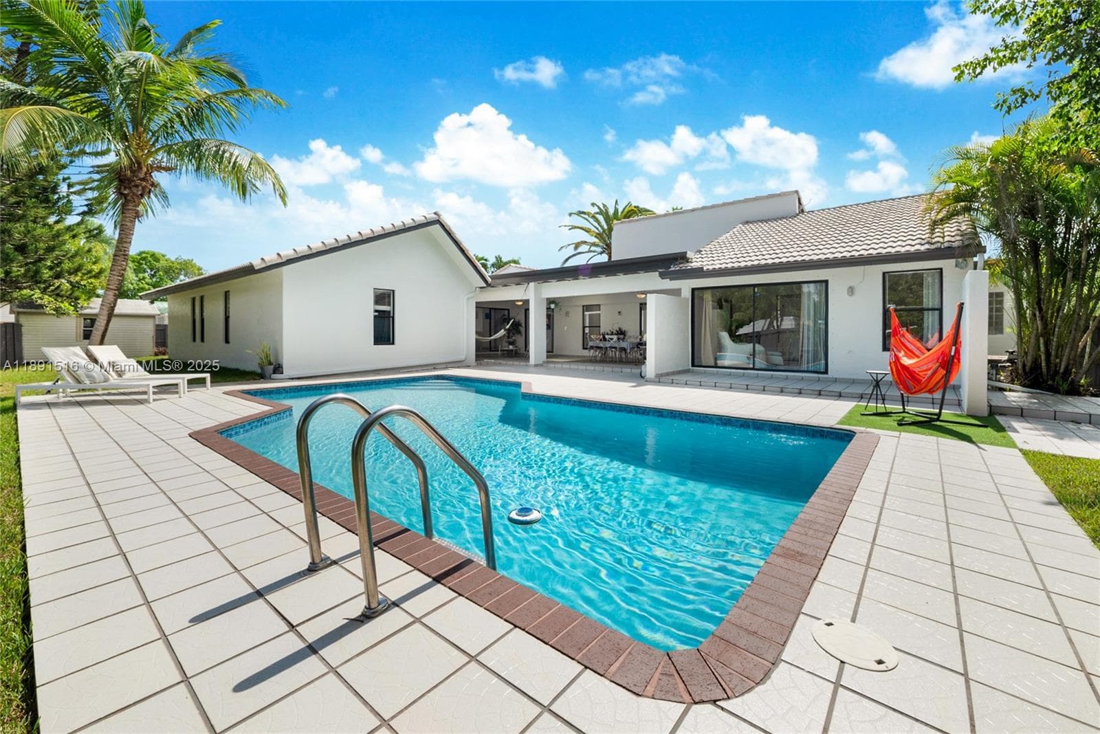 8345 SW 168th Ter, Palmetto Bay FL 33157 — 24