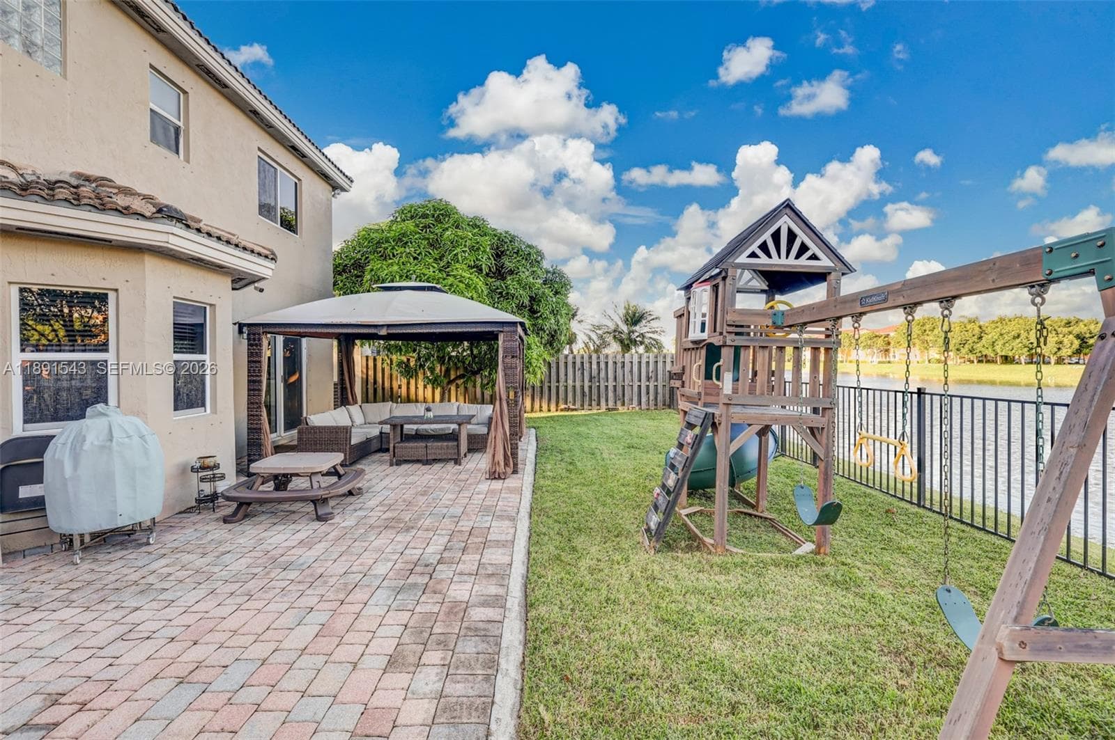 21071 SW 88th Ct, Cutler Bay FL 33189 — 52