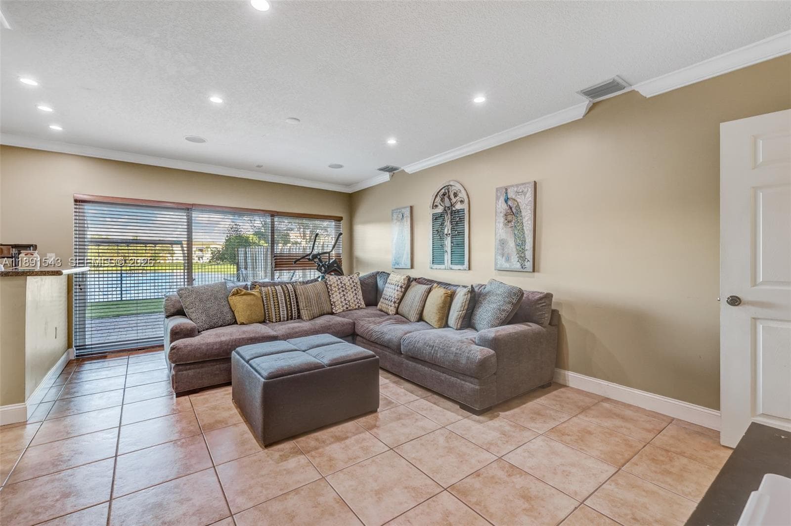 21071 SW 88th Ct, Cutler Bay FL 33189 — 32