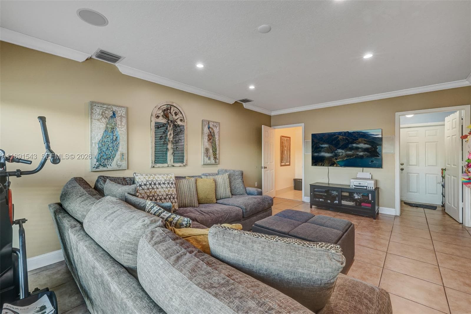 21071 SW 88th Ct, Cutler Bay FL 33189 — 34