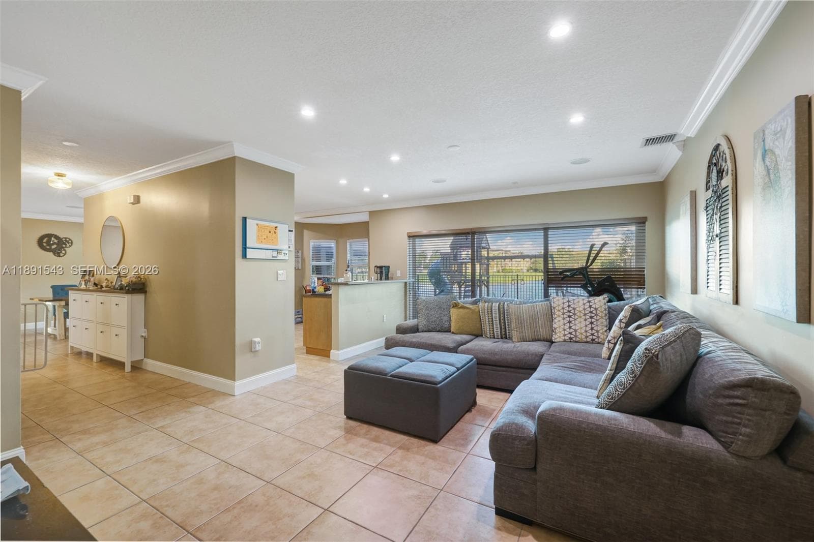 21071 SW 88th Ct, Cutler Bay FL 33189 — 33
