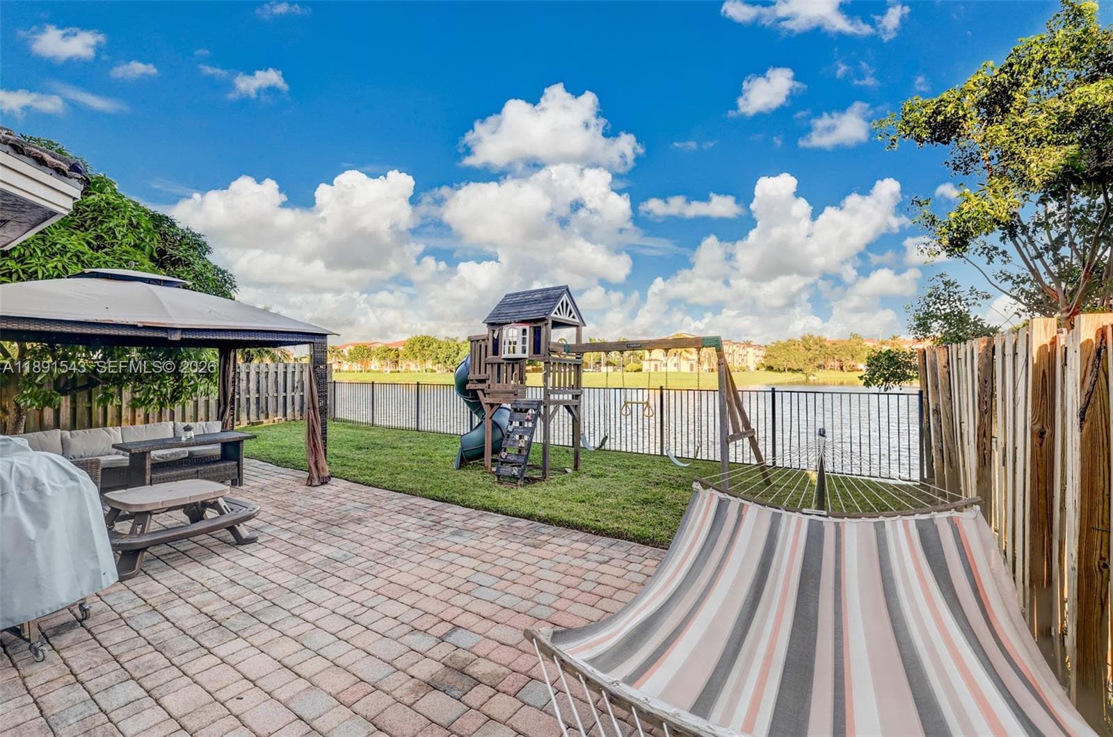 21071 SW 88th Ct, Cutler Bay FL 33189 — 51
