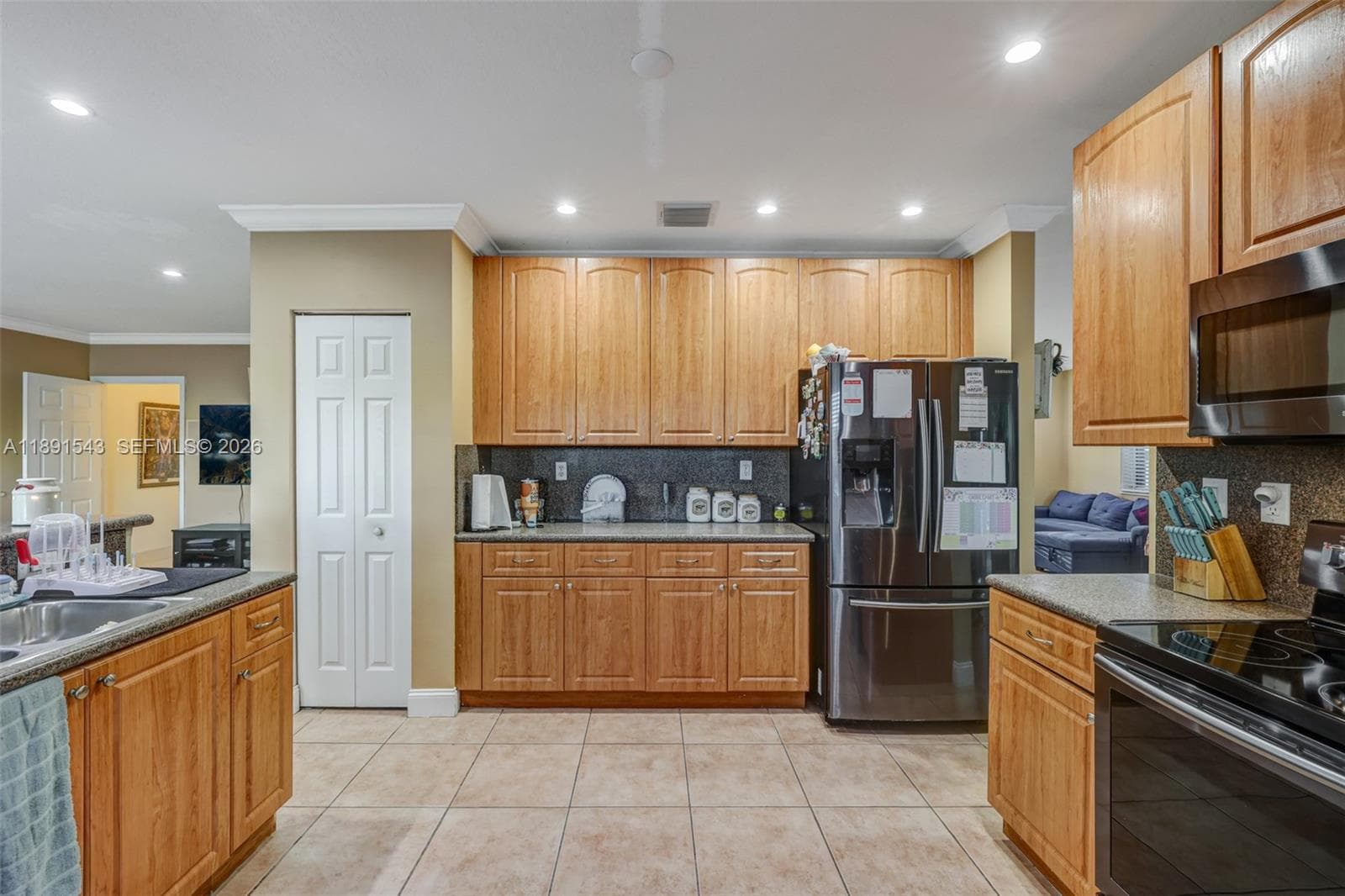 21071 SW 88th Ct, Cutler Bay FL 33189 — 40