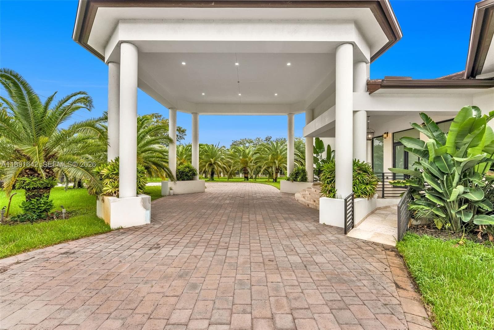 12175 SW 45th St, Miami FL 33175 — 3