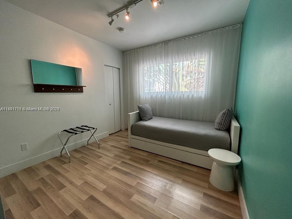 1816 Meridian Ave # 18, Miami Beach FL 33139 — 15