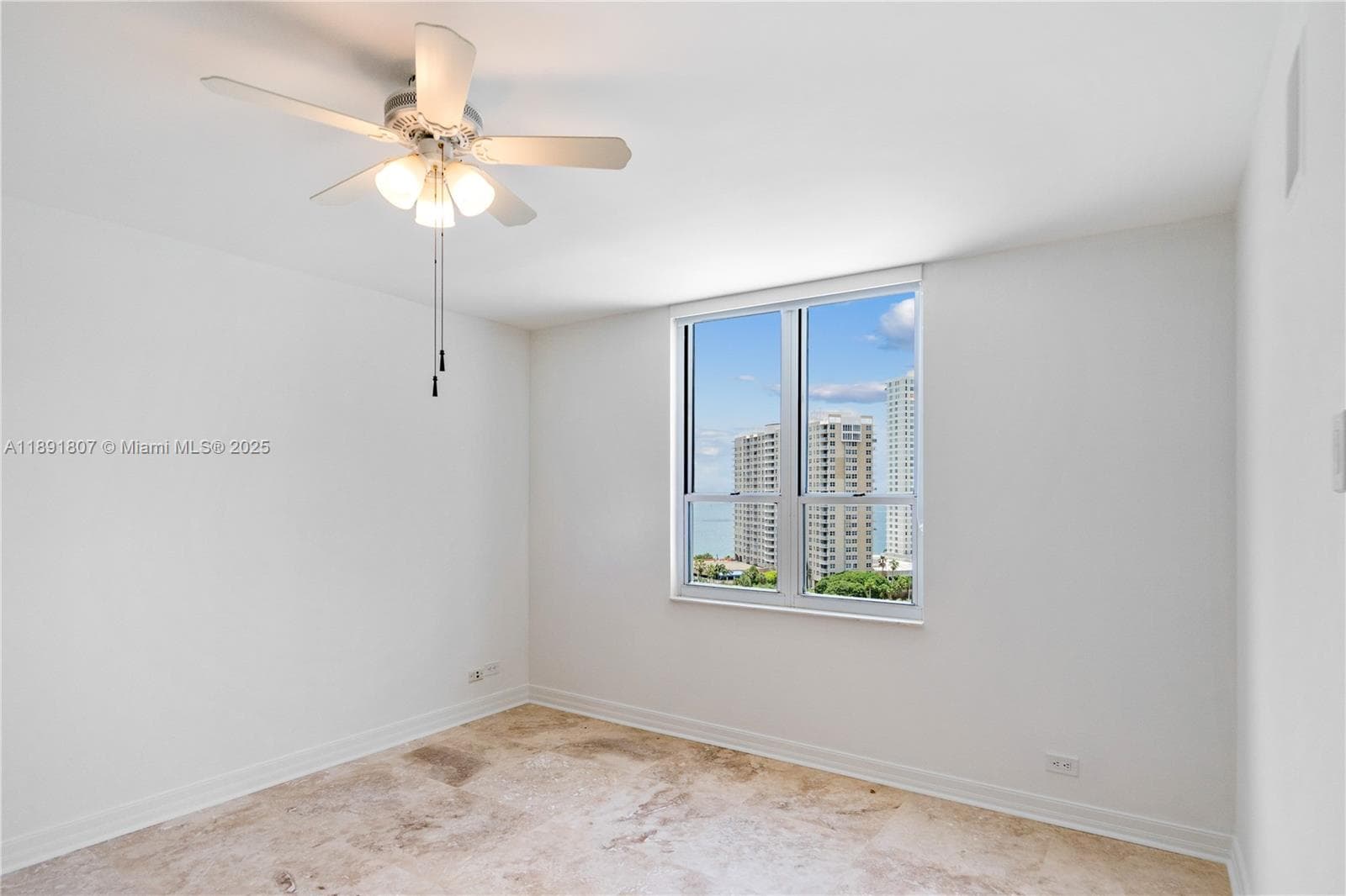 701 Brickell Key Blvd # 1411, Miami FL 33131 — 12