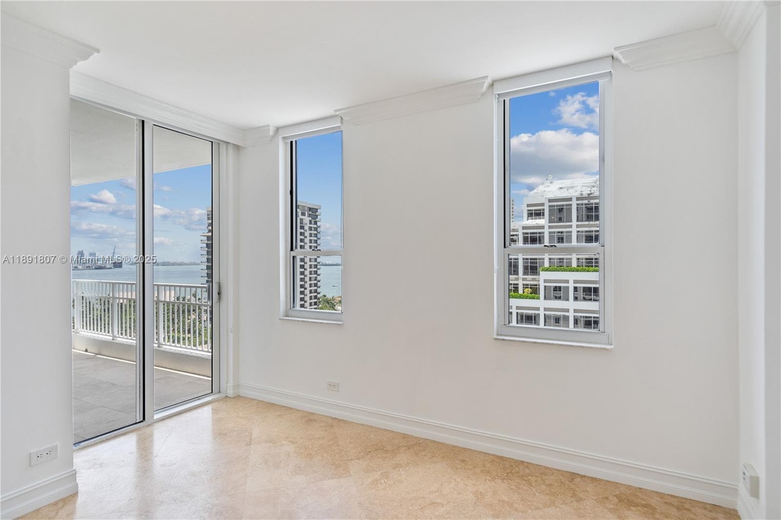 701 Brickell Key Blvd # 1411, Miami FL 33131 — 11