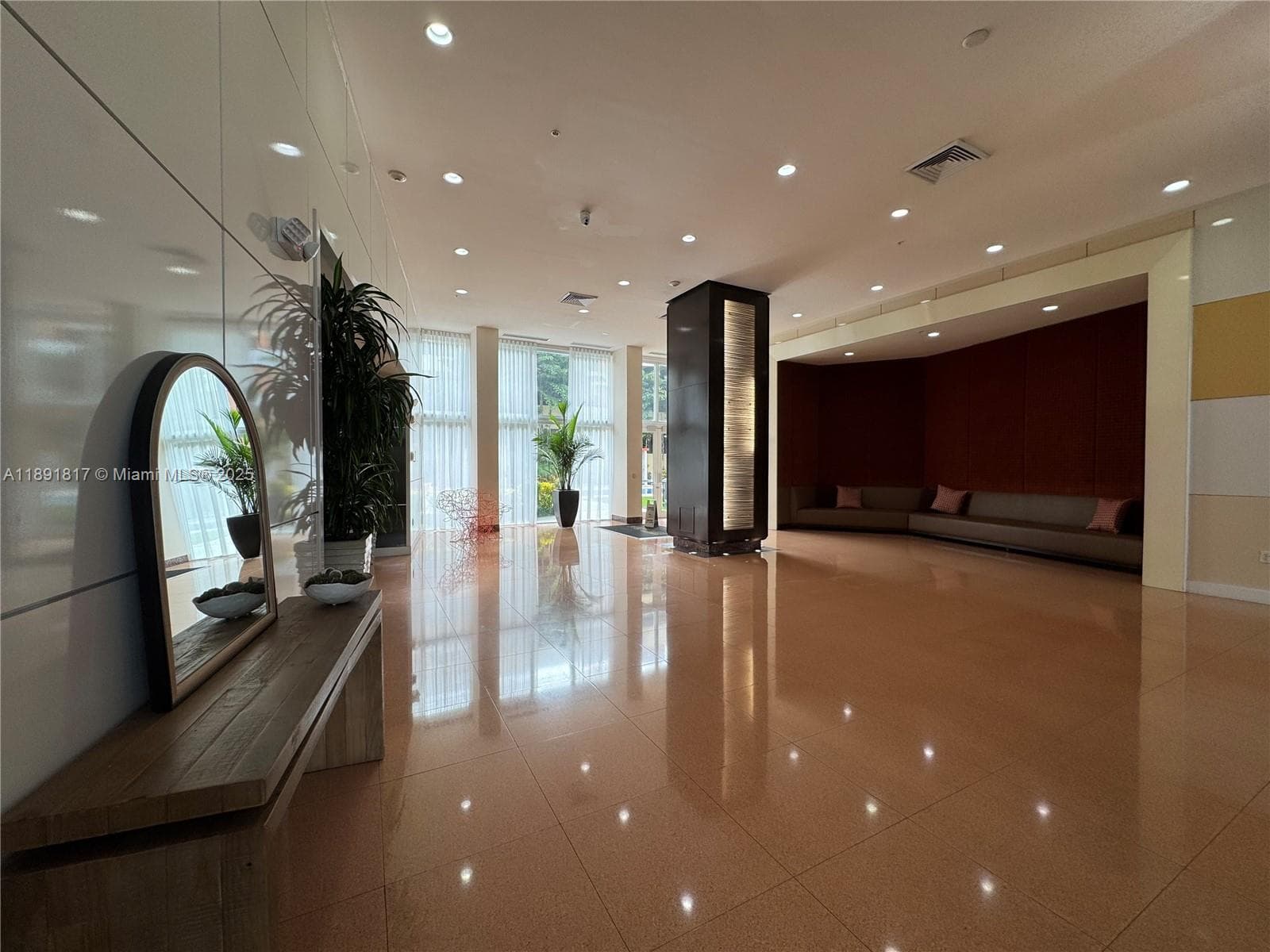 2775 NE 187th St # 318, Aventura FL 33180 — 27