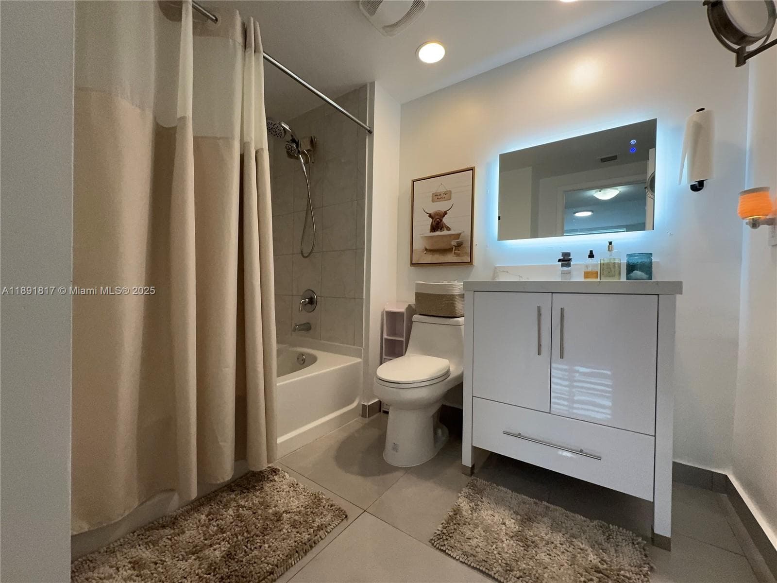 2775 NE 187th St # 318, Aventura FL 33180 — 16