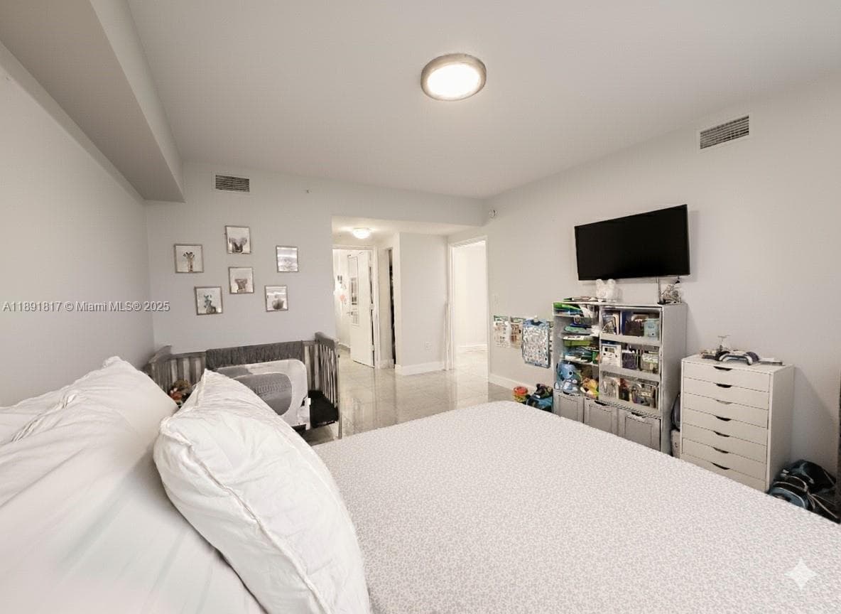 2775 NE 187th St # 318, Aventura FL 33180 — 14