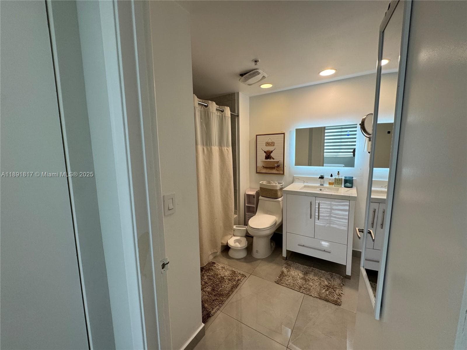 2775 NE 187th St # 318, Aventura FL 33180 — 15